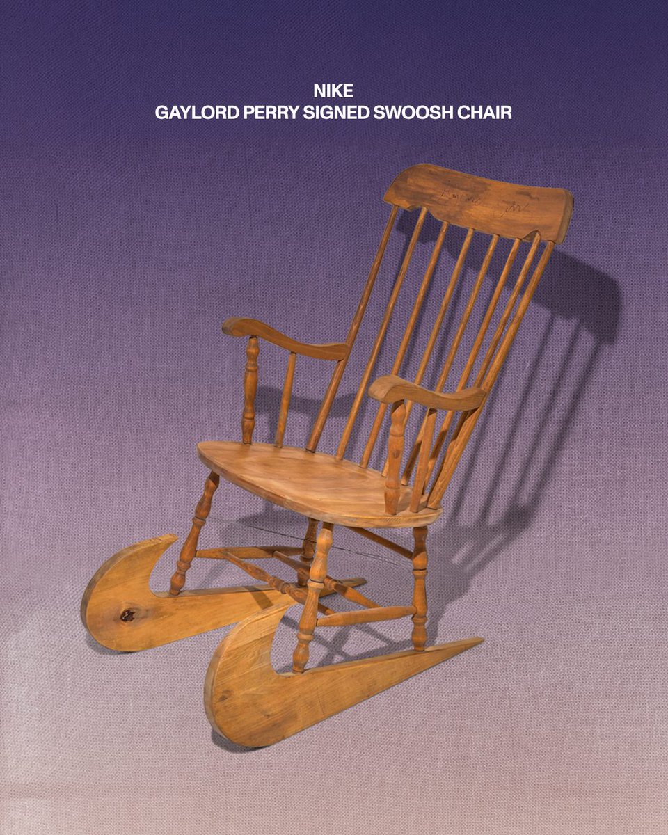 joopiteronline's tweet image. ⌛Final hours to bid in Gametime: Cards, Game-Worn Sneakers, and Memorabilia.

Auction closes tomorrow, April 30 starting at 1 pm EDT.

🔗 Tap the link in bio to bid.

#JOOPITER #Gametime