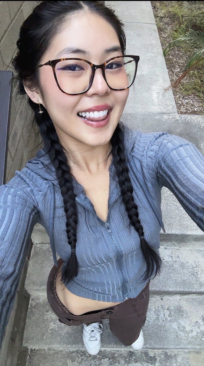 asian cuck tweet media