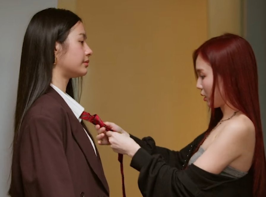 sapphics like: tweet media