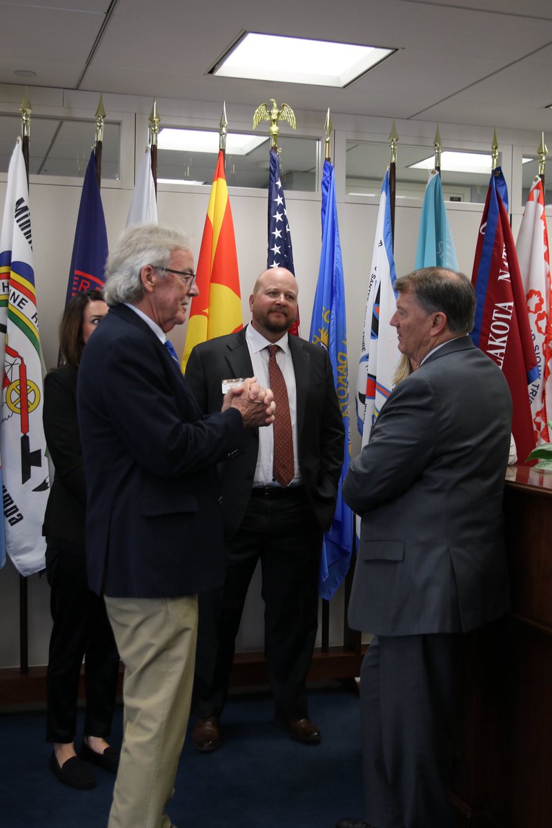 Senator Mike Rounds tweet media