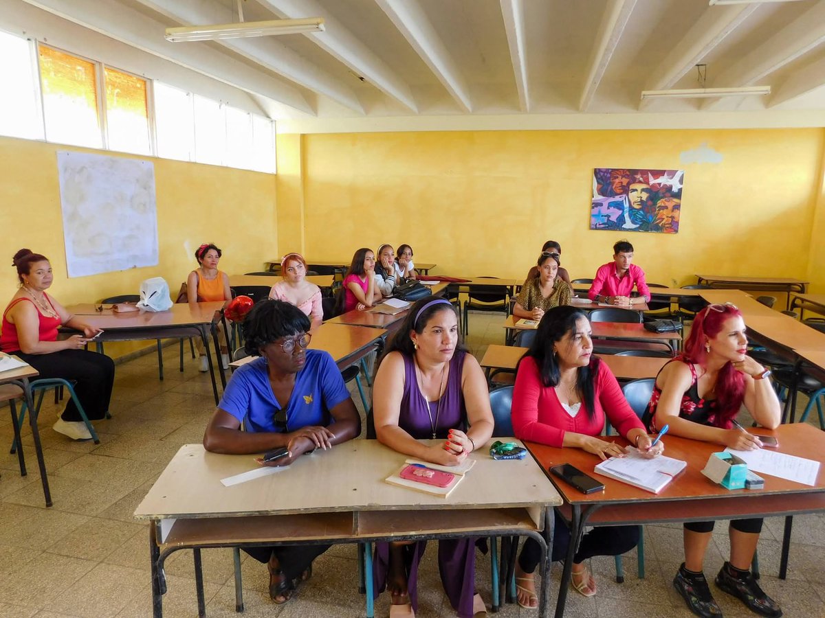 Festival de Clases en la FCSH de la <a href="/ULTCuba/">Universidad de Las Tunas</a>. ¡La excelencia se vive aquí! Pleno dominio del contenido y madurez académica.

Felicitaciones a todos los estudiantes por su dedicación, y también a sus tutores, cuyo acompañamiento constante se refleja en estos resultados.