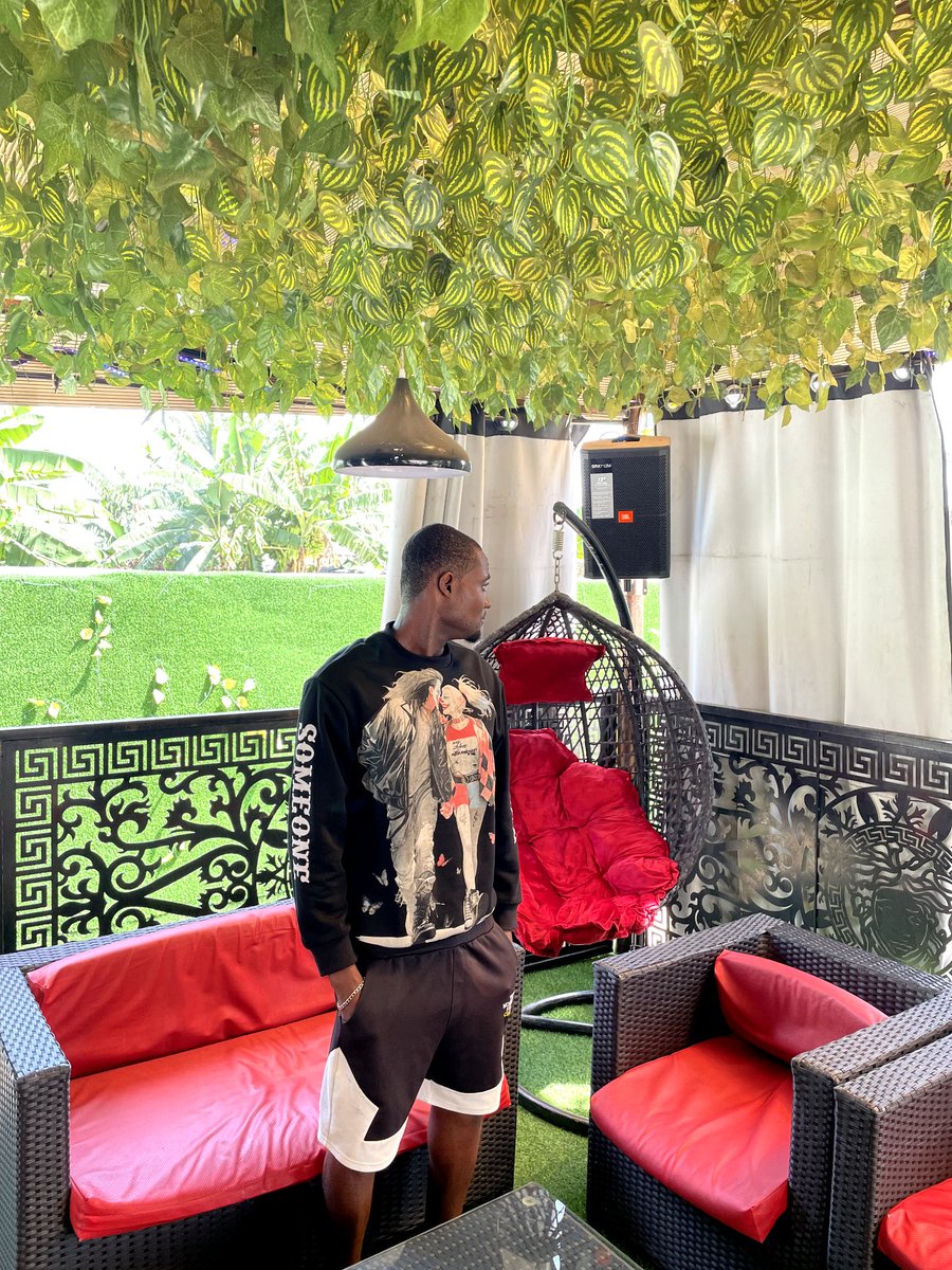 Gregthemuse tweet media