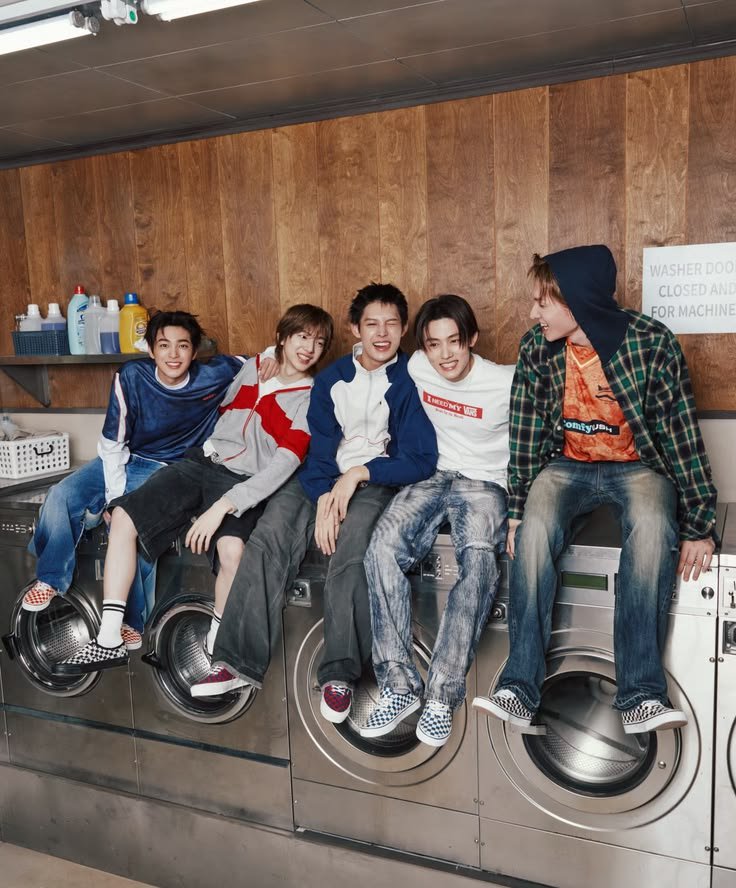 FOR_CORTIS tweet media