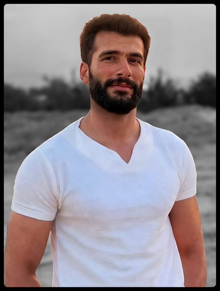 romisa🦦 tweet media