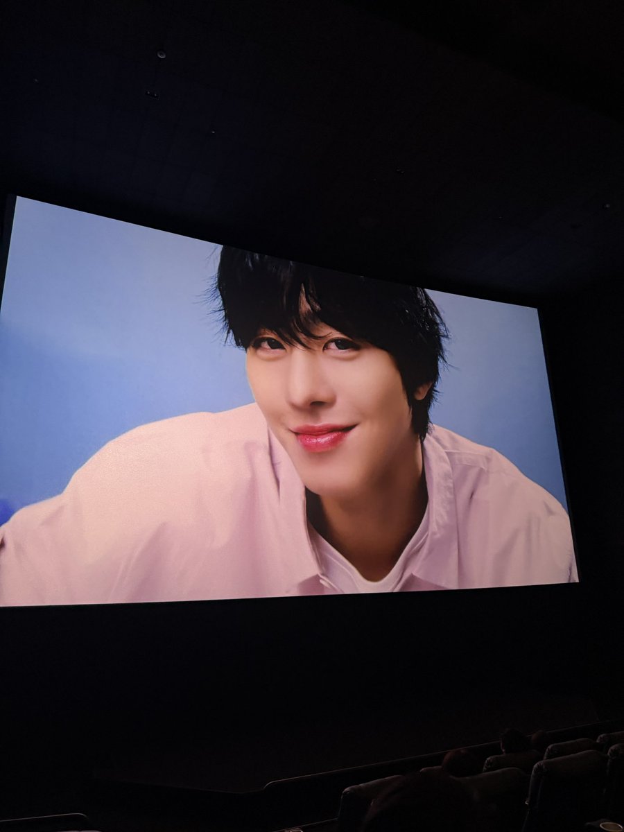 Paul__love's tweet photo. 최근에 영화관 갔다가 큰 스크린으로 안효섭 만남 ㅎㅎ https://t.co/6JyUHg5YBy