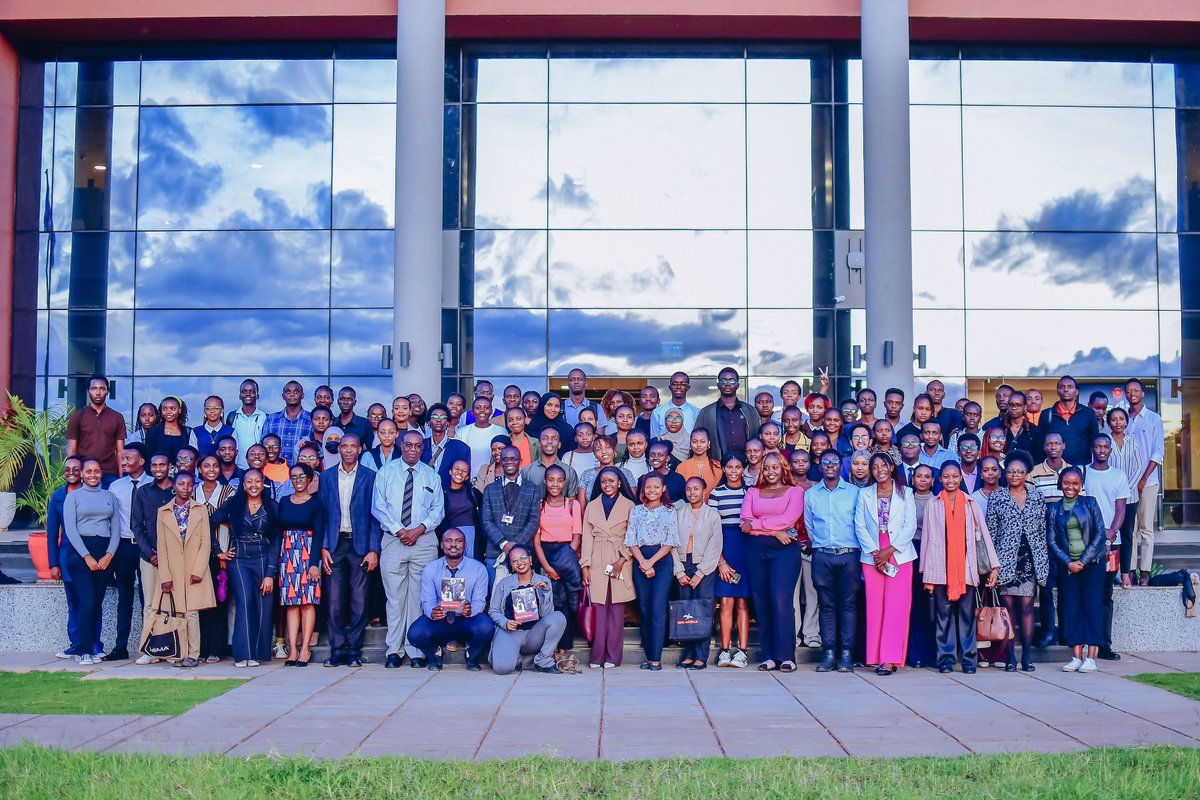 Amref International University (AMIU) tweet media