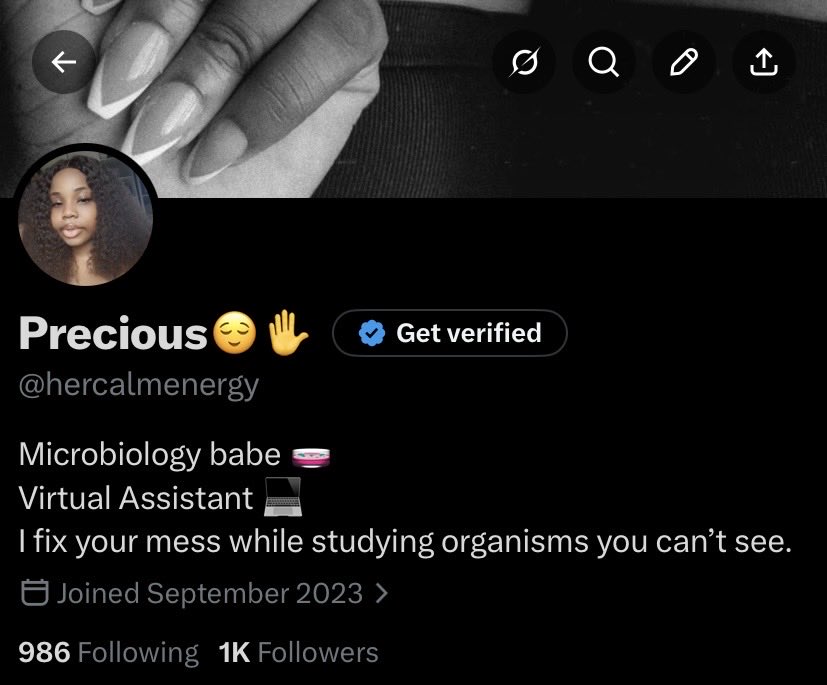 Precious😌✋ tweet media