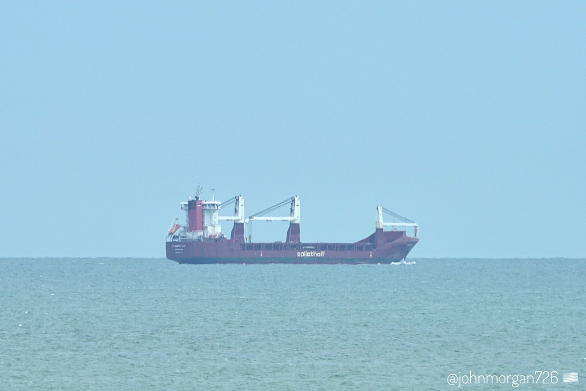 johnmorgan726's tweet photo. The #Spliethoff / #PRINSENGRACHT , IMO:9448372 en route to Bilbao, Spain, flying the flag of the Netherlands 🇳🇱. #ShipsInPics #GeneralCargoShip https://t.co/8JQlmmVxnH