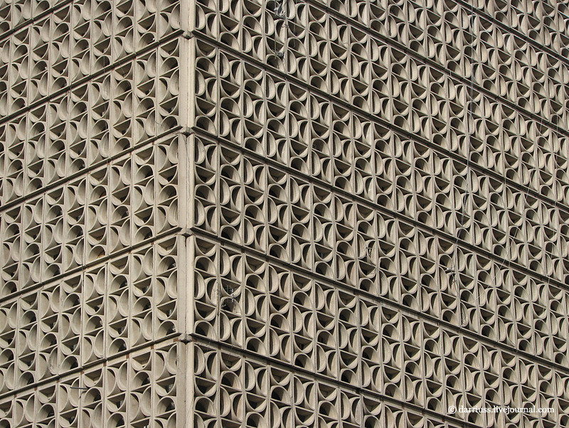 HovhanNaz's tweet photo. some geometric patterns from Soviet Armenia https://t.co/zk1ghlsvns