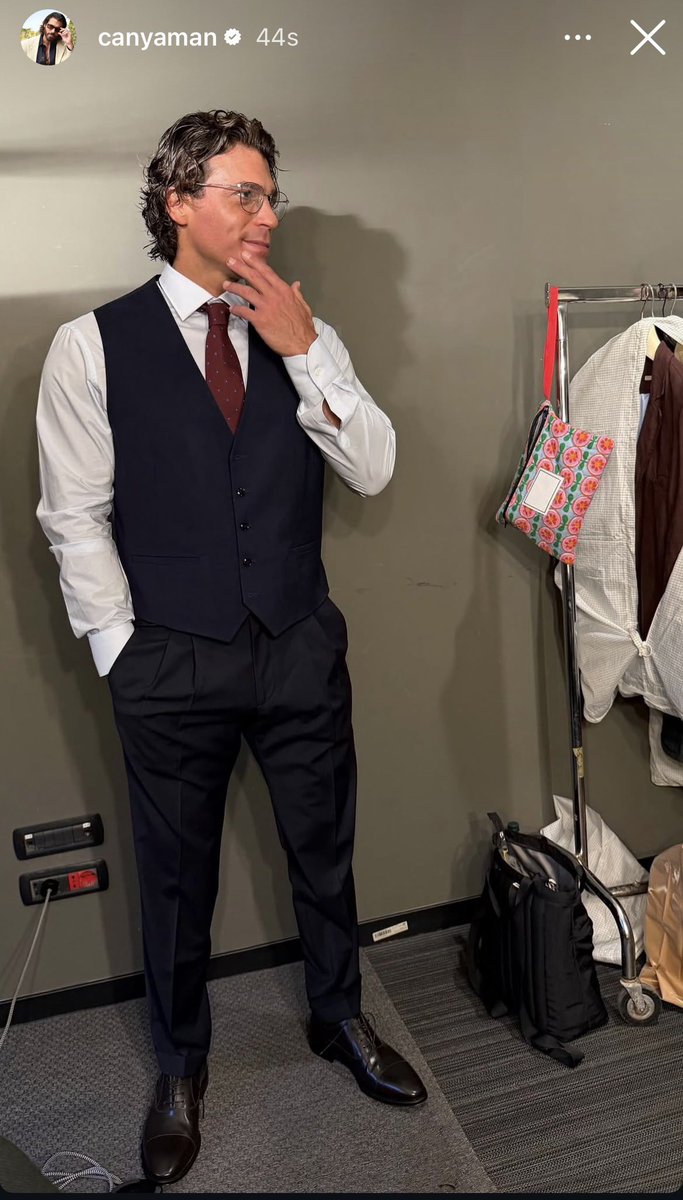 CanYamanNewsInt's tweet image. ♦️From ex-spy in Labyrinth of butterflies to lawyer in comedy #BRO aka CanYaman style 🔥🔥🔥