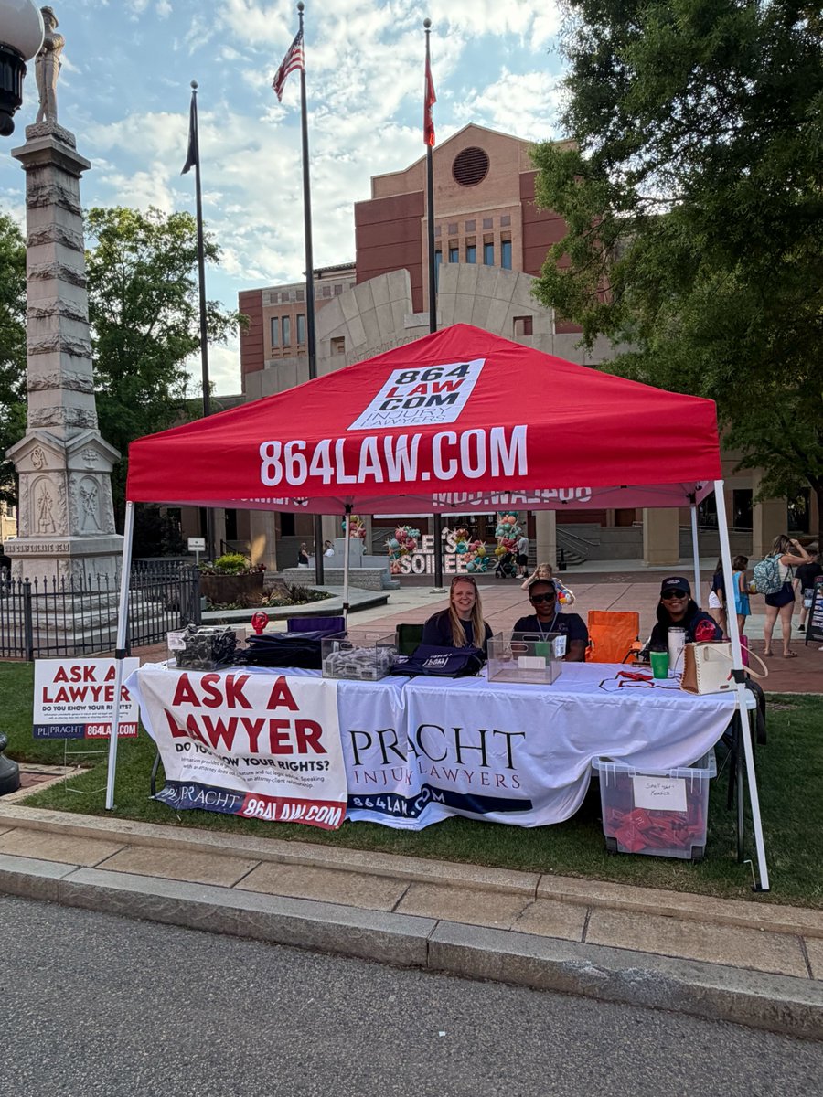 SmartAdAgency's tweet image. We had the best time at the 2026 Soirée last weekend. 🎉 

We especially loved spending time with @864LAW, this year’s presenting sponsor and a client we’ve been proud to work with for years. 

864.224.6002 | ThinkSmartMarketing.net

#SmartMarketing #AndersonSC #Marketing