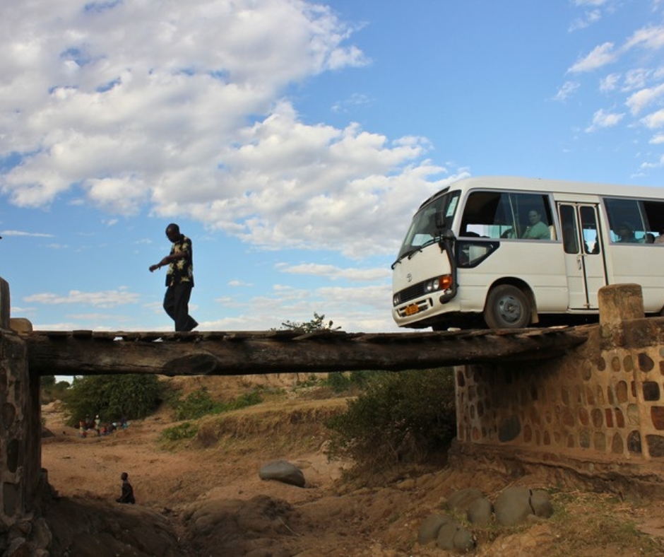 waterwellswwfa's tweet image. Reaching communities often means navigating routes like this.

Step by step, crossing what’s in front of us, continuing forward.

#Africa #Water #Rural