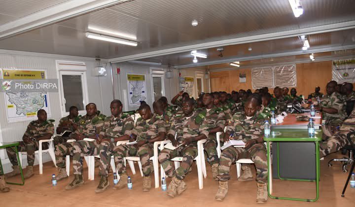 EljayBling OncleJimbo 🇲🇱 tweet media