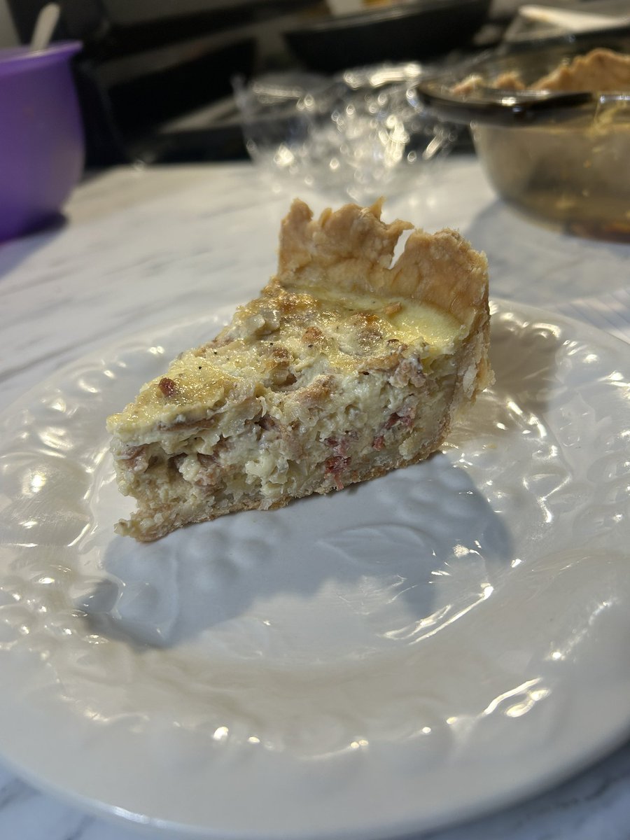 JitCheezy's tweet photo. Quiche Lorraine  Turned Out Amazing 😎
#Quiche #Lorraine #FrenchDish #Food #MasterChef https://t.co/CyKvCQKnTP