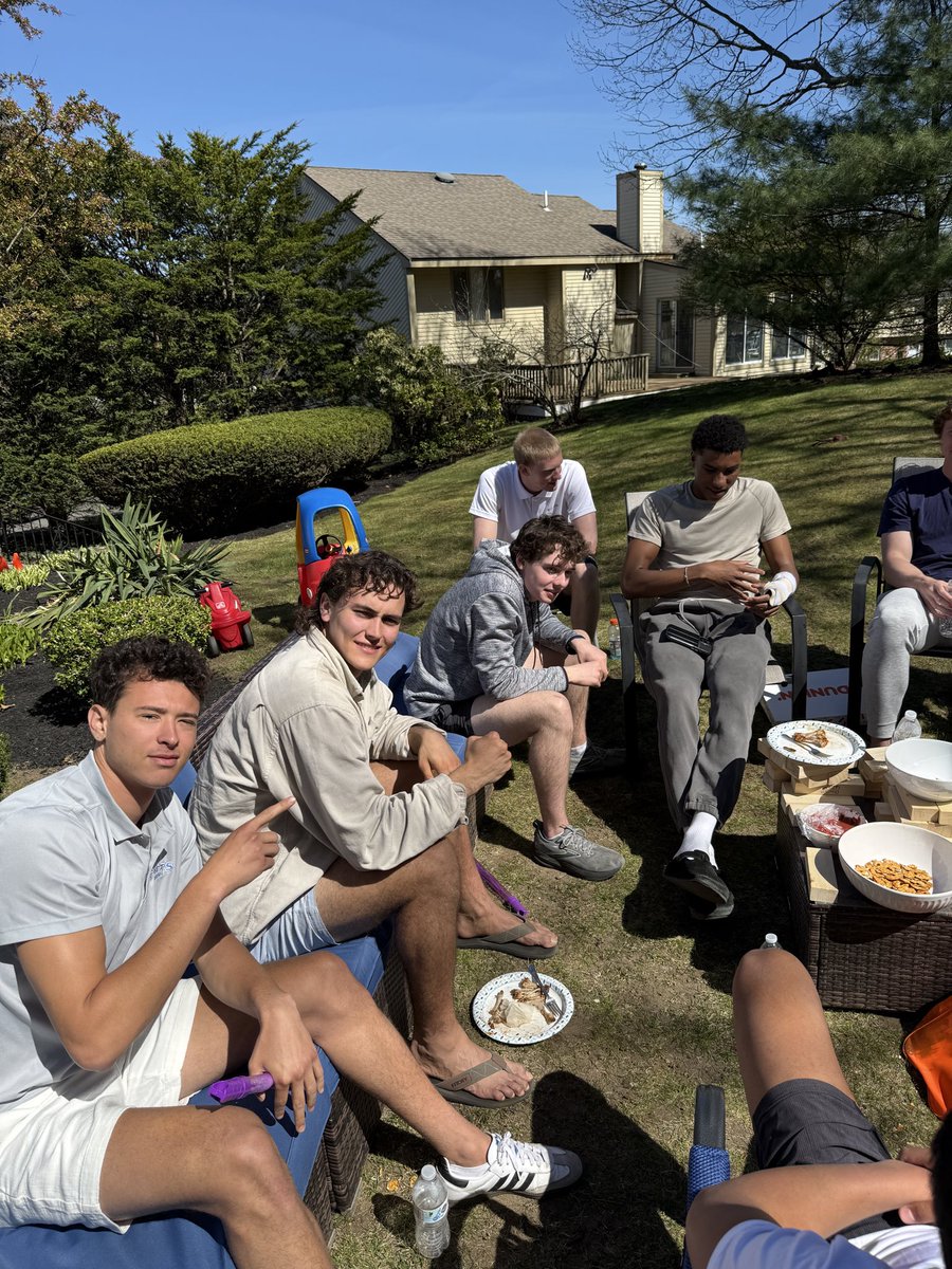 TuftsMBB's tweet photo. 🥇Awards🥇

📈Most Improved: Zion Watt
❌Defensive POTY: Zion Watt
🏆MVP: Scott Gyimesi 
🪵Woody Grimshaw: Theo Liu
🐘Herd Champions: The Boys

Our seniors also leave as the winningest class in program history with their 86 wins over 4 years! https://t.co/oB7O6ICdJ7