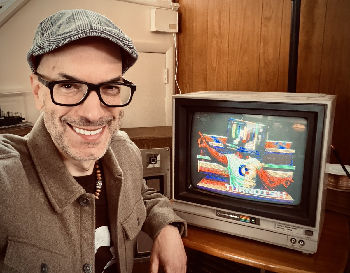 AmigaBill_'s tweet image. Live Now! 8-bit Hump Day Quickie - DaddlerTL works his magic making Dragon's Lair with Full Motion Video on the C64,Demos &amp;amp; More! #commodore #commodoreamiga #C64 #retrogaming #retrogamer #AmigaBill LINK: twitch.tv/amigabill