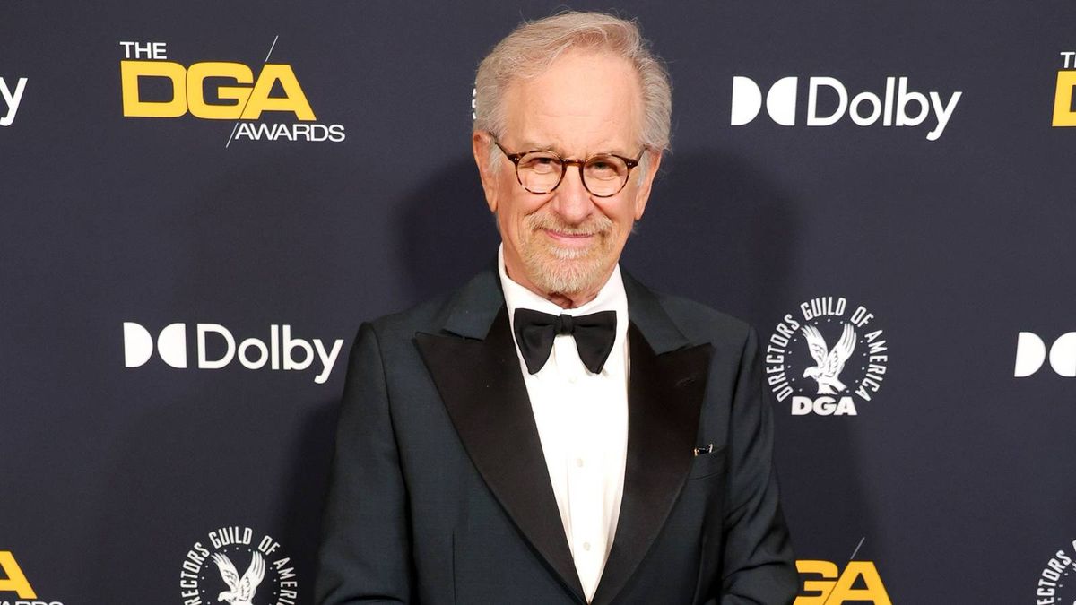 screenrant's tweet image. A live-action television show adaptation of #StevenSpielberg's Casper is in development at #Disney+. 🎥

Source: Deadline | Learn More: bit.ly/4w1hL54