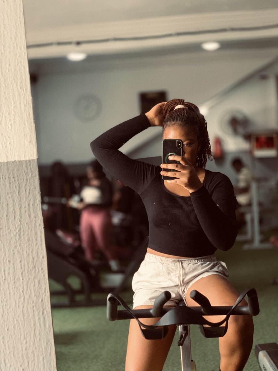 Veethecreator19's tweet image. Story time 
#fit #exercises #gym
