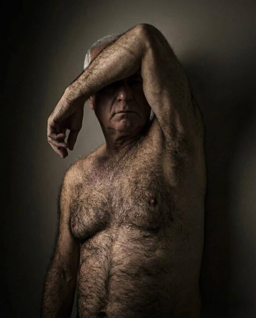 Hotdaddy tweet media