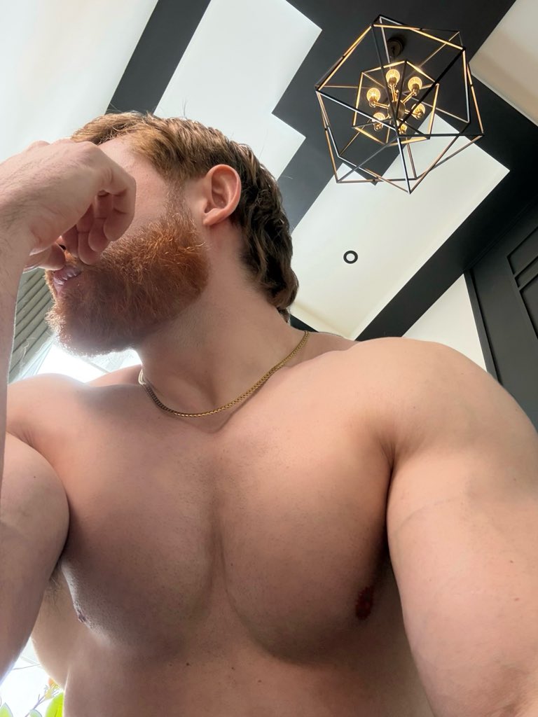 maxivillion's tweet image. Happy Hump Day! #ginger #redhead #pov  #canadian