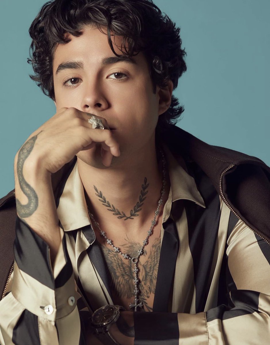 📷| <a href="/mariobautista_/">Mario Bautista</a> x <a href="/esquiremx/">Esquire México</a>