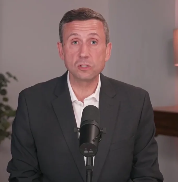 Anonymous tweet media