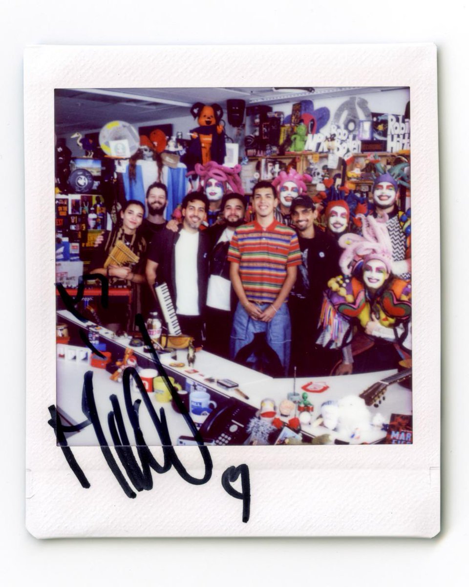 Se acaba de anunciar el Tiny Desk de Milo J y tuve la suerte de ser invitado por él a vivir toda la experiencia. 
Claramente el sábado hay vlog y va a ser el mejor de todo mi canal. 
Fue emocionante. Los espero el sábado en mi ca al de YouTube.