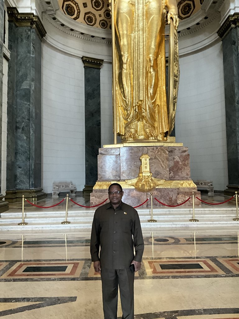 Embassy of the Republic of Zimbabwe in Cuba tweet media