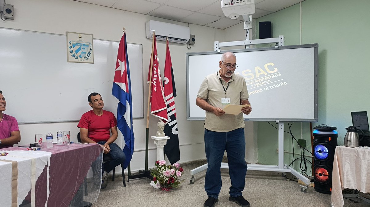 EsacCuba's tweet photo. ¡Orgullo en ESAC! 🇨🇺 Recibimos la condición de Colectivo #VanguardiaNacional por nuestros resultados integrales en 2024. Un reconocimiento al sacrificio y lealtad de nuestros trabajadores. ¡Comprometidos con el desarrollo de la industria! ⚙️💪 #Cuba #IndustriaCubana #ESAC https://t.co/Mp5NkJPOrE