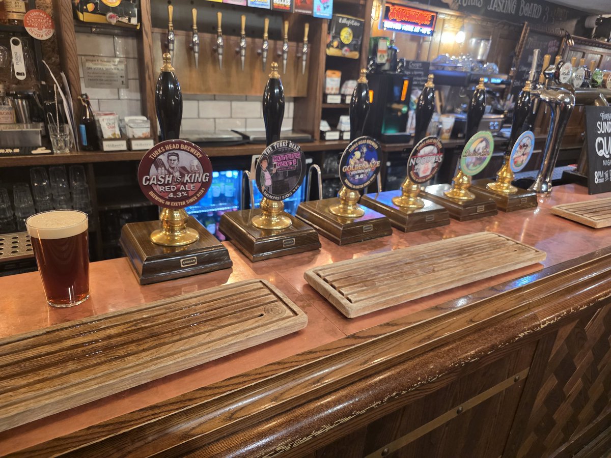 dadladgaming's tweet image. At The Turks Head in Exeter.

Cheers everyone 🍺 

#gamesroom #mancave #retrogaming #gamescollection #videogames #youtuber