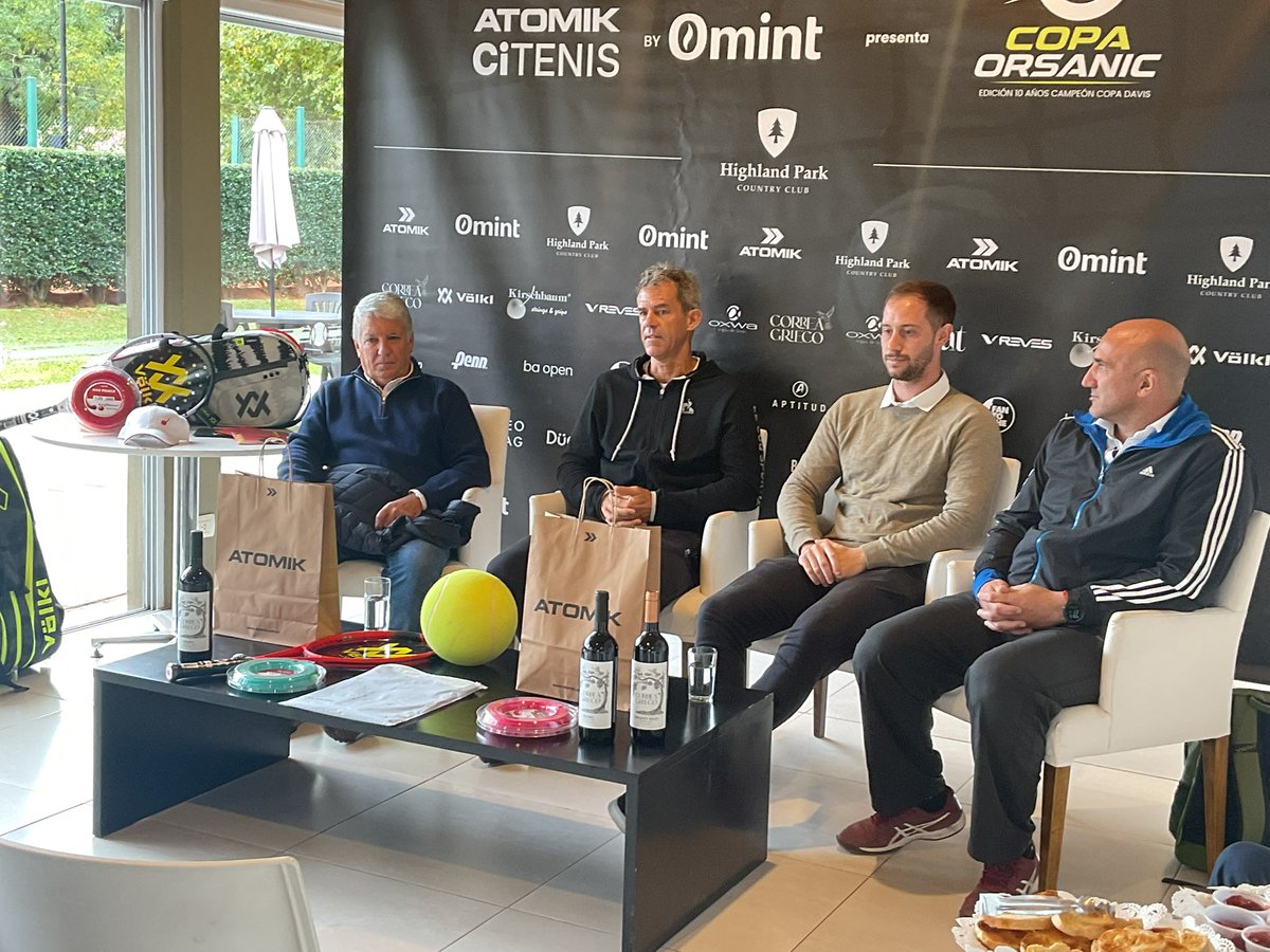 Tenis Sports-29 años-by Volkl tweet media
