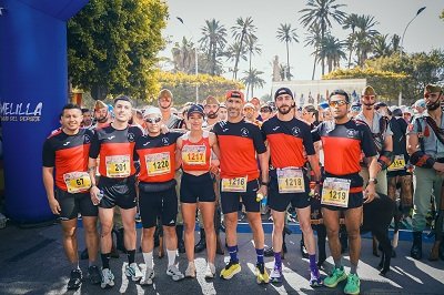 PlataformaMill1's tweet image. Un equipo del #Tercio #GranCapitán I de #LaLegión participó en la XII edición de la carrera #LaAfricana 2026, celebrada en #Melilla, en la modalidad de 50 kilómetros por equipos, donde alcanzó la segunda posición.
ejercito.defensa.gob.es/ca/unidades/Me…