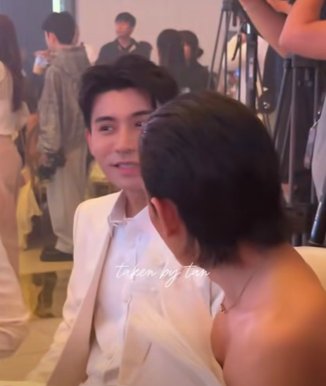 BresnyrUnited_'s tweet photo. Our mains serving visuals at VP Choice Awards 2026 💚💚
#BRESNYR

🔗https://t.co/Z5E1sPqRFd https://t.co/PpeOcW1bps