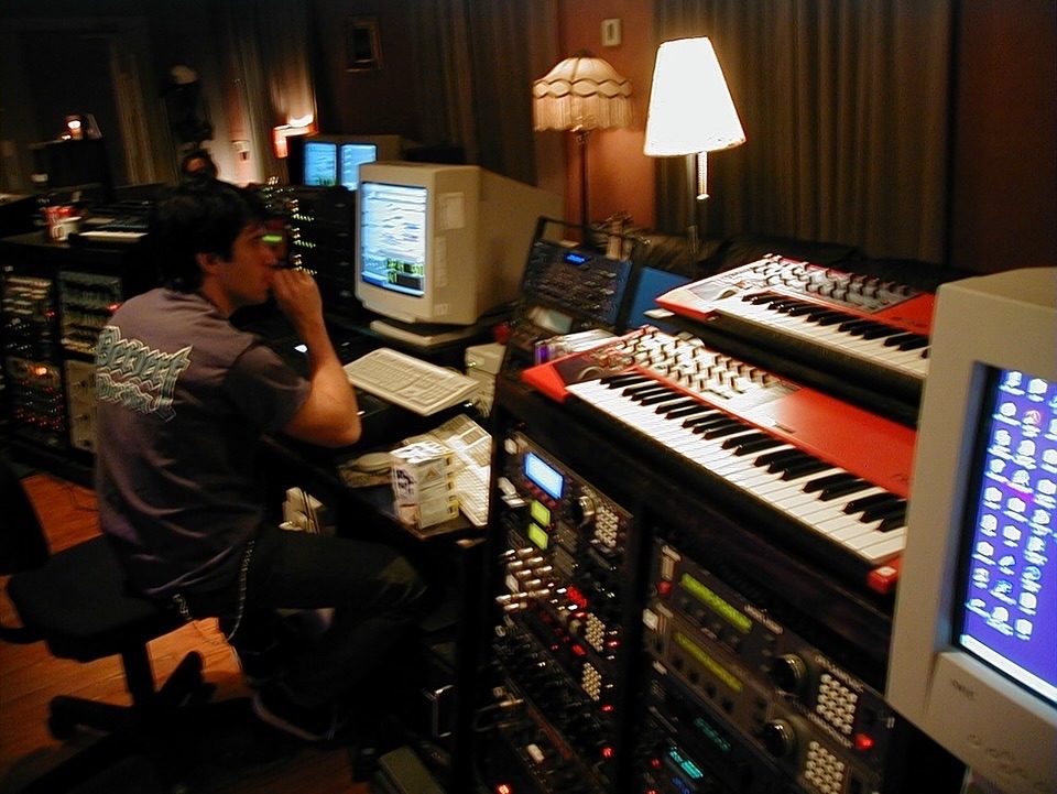 billy disgusting tweet media