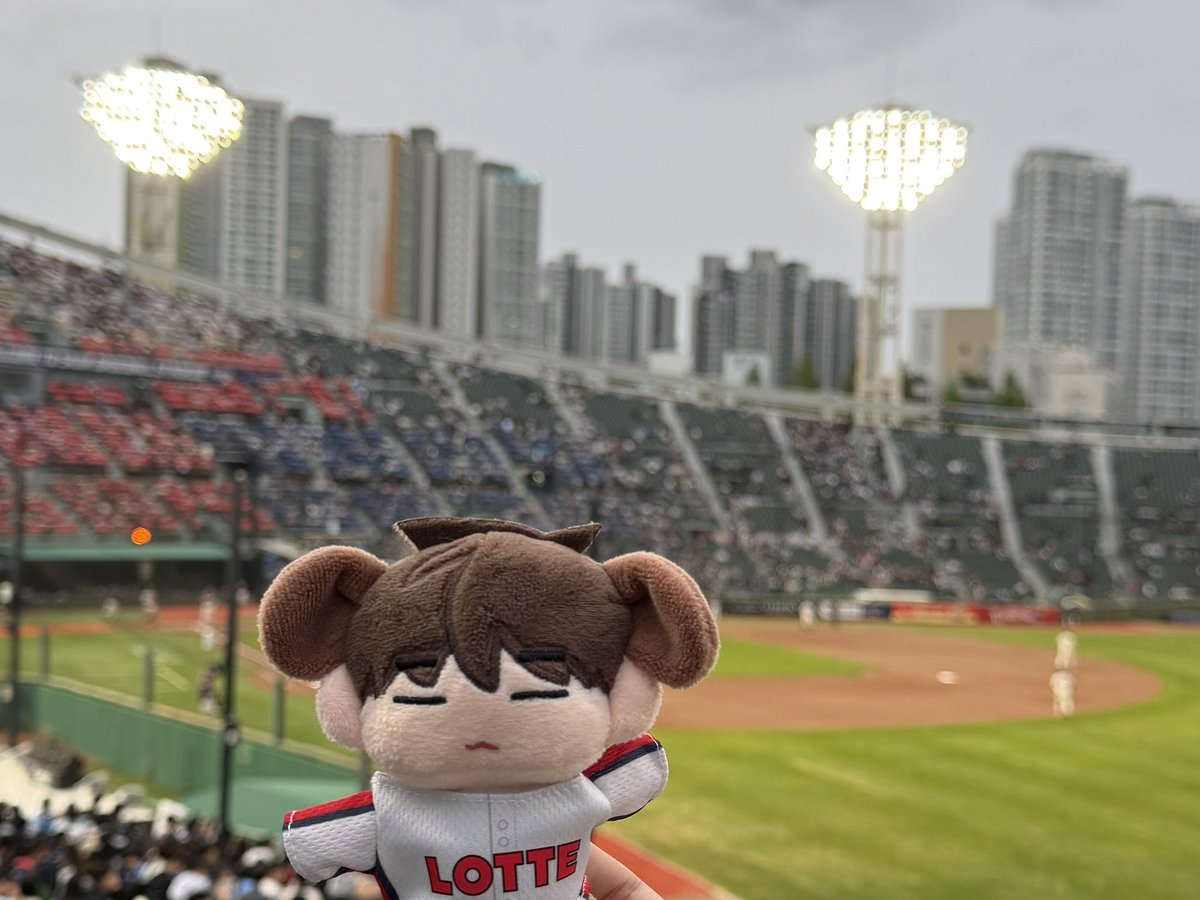 맹이 tweet media