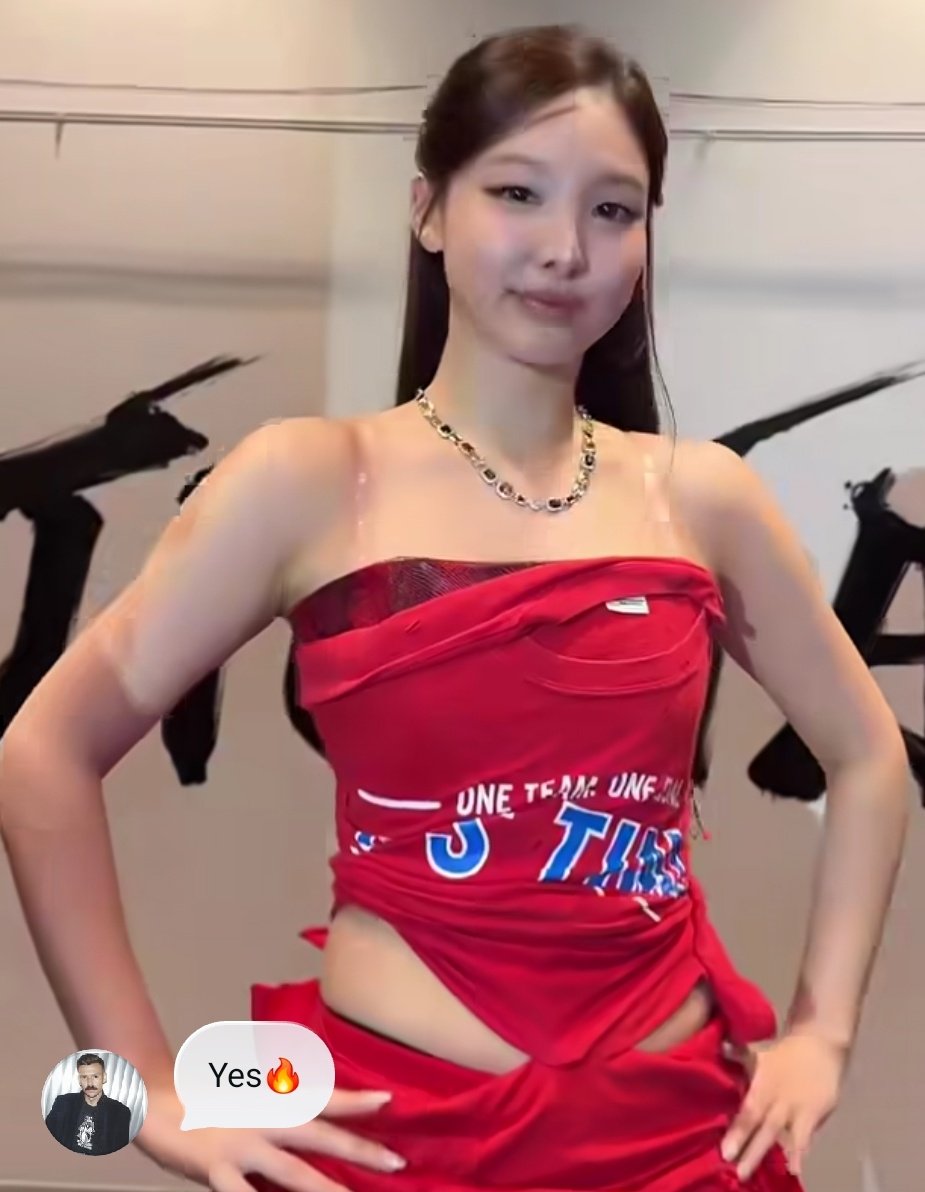 Adam Selman (Victoria's Secret &amp; Victoria's Secret Pink executive creative director) commented on NAYEON's reel on the Twicetagram account

"Yes🔥"