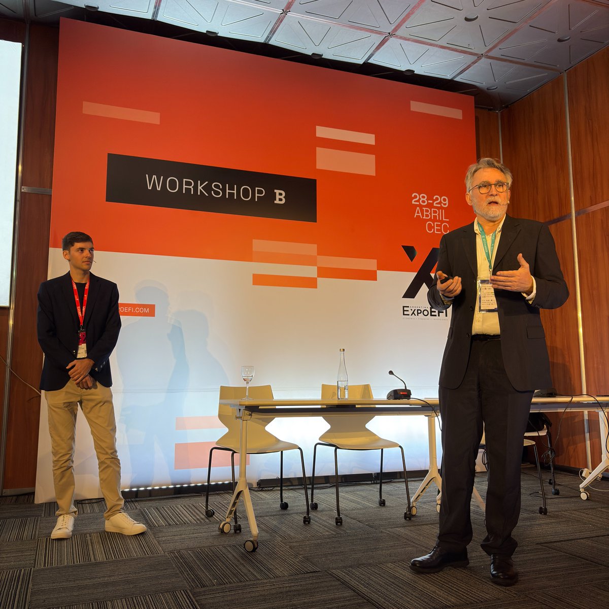 ExpoEFI's tweet image. #Workshop #ExpoEFI
@tradingview 
Visualizando los ciclos de mercados globales, ¿en qué momento nos encontramos?

Disertante @jpocalles