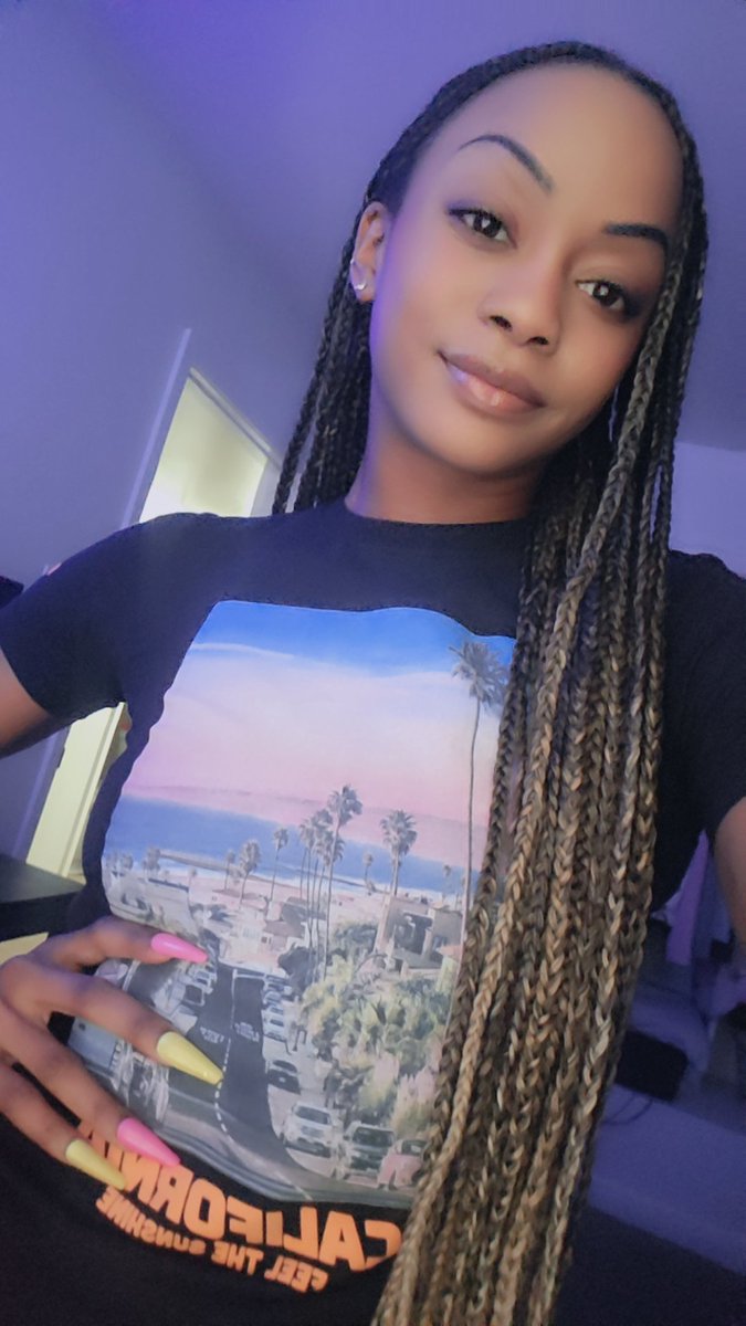 HNYBOFFICIAL's tweet image. Feeling uplifted and encouraged ☀️💯🙌🏽 

#fashion #trainer #coach #model #contentcreator #fitness #wellness #health #nutrition #gamer #girlgamer #streamer #livestream #encouragement #motivational #promos #productpromotions #ugc #promotions #bookme #affiliatemarketing #promotional