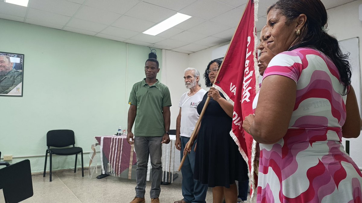 EsacCuba's tweet photo. Desde @EsacCuba alzamos la voz: ¡Repudiamos el bloqueo y defendemos nuestro derecho al desarrollo! 🇨🇺 Ser #VanguardiaNacional es nuestro mejor acto de resistencia. Trabajamos por una Cuba soberana e independiente. ⚙️✊ #MejorSinBloqueo #Cuba #Industria https://t.co/KGhOGQsv4h