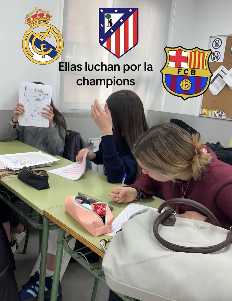 adri tweet media