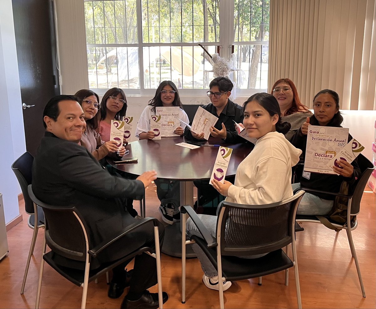 En las oficinas de la Delegación Puebla recibimos con agrado a alumnas y alumnos de la Universidad Benito Juárez, <a href="/ubjoficial/">UBJ Universidad Benito Juárez</a> con quienes platicamos sobre la importancia del cumplimiento de sus obligaciones fiscales y acordamos llevar una conferencia sobre los servicios que