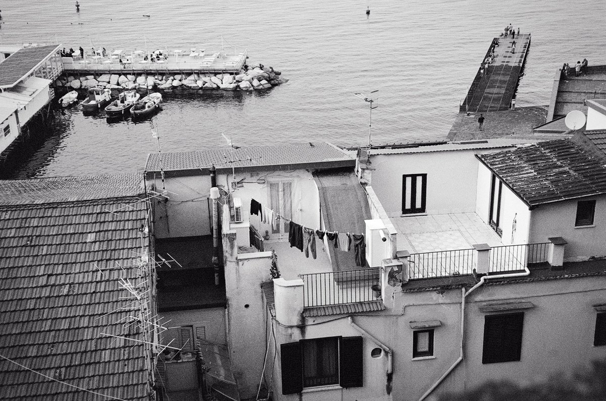 peevecauser's tweet photo. laundry day in italy on 35mm https://t.co/jWCk0TAMsO