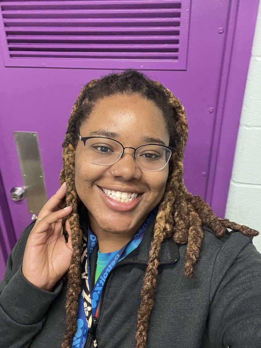 TiCupTV's tweet photo. Working on being consistent, confident, and smiling more. I’ve been working hard and losing weight. It’s easy to just think of the next goal after completing one. I WILL be proud of every goal I achieve. The best way to do things is to do it so here are some recent pics :) 💕 https://t.co/pDahWyQtvl