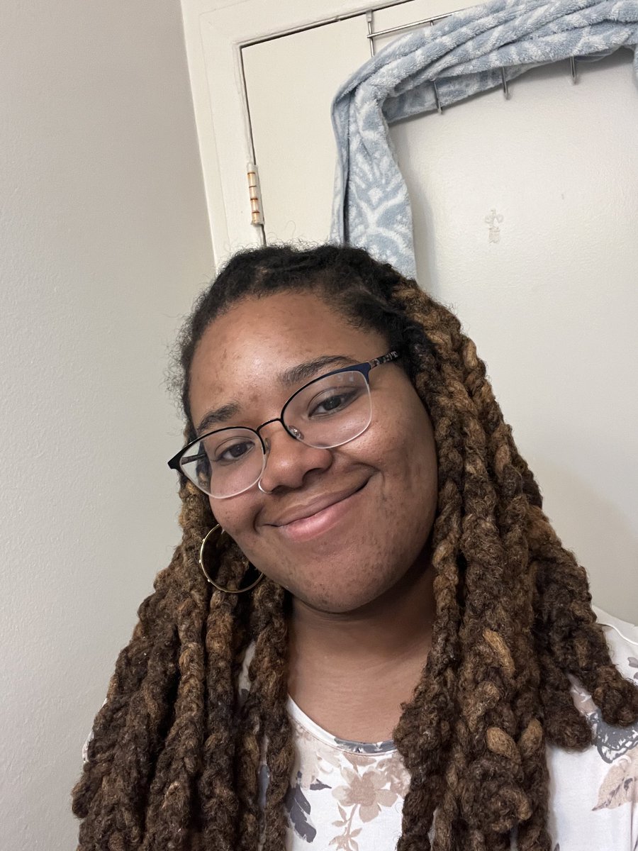 TiCupTV's tweet photo. Working on being consistent, confident, and smiling more. I’ve been working hard and losing weight. It’s easy to just think of the next goal after completing one. I WILL be proud of every goal I achieve. The best way to do things is to do it so here are some recent pics :) 💕 https://t.co/pDahWyQtvl
