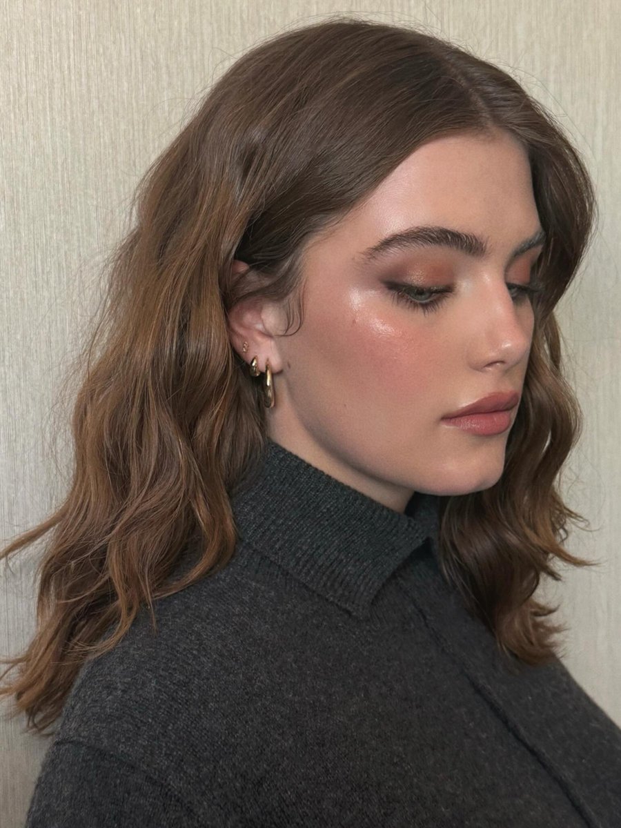 Ella Bright Brasil tweet media