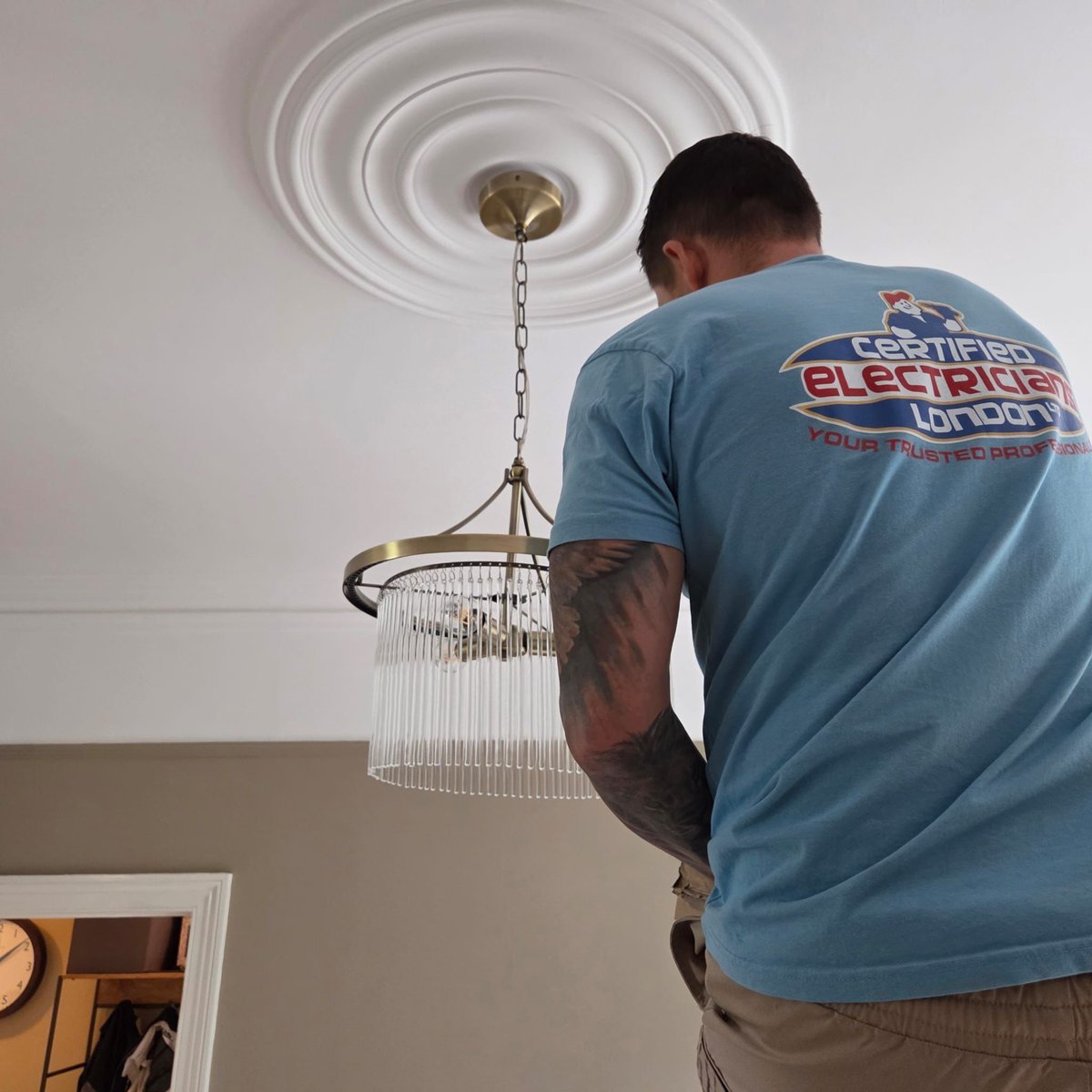 ltd_certified's tweet photo. Have you bought expensive designer lights or chandeliers? You’ll want them fitted with the same care and attention they were crafted with. Here are just a few we’ve recently installed, handled safely and professionally by our expert team.💡 

📞 0208 088 4508 https://t.co/JoasTTVSJR