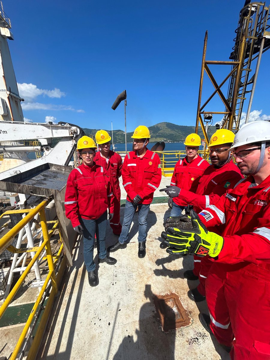 Helix Energy Solutions tweet media
