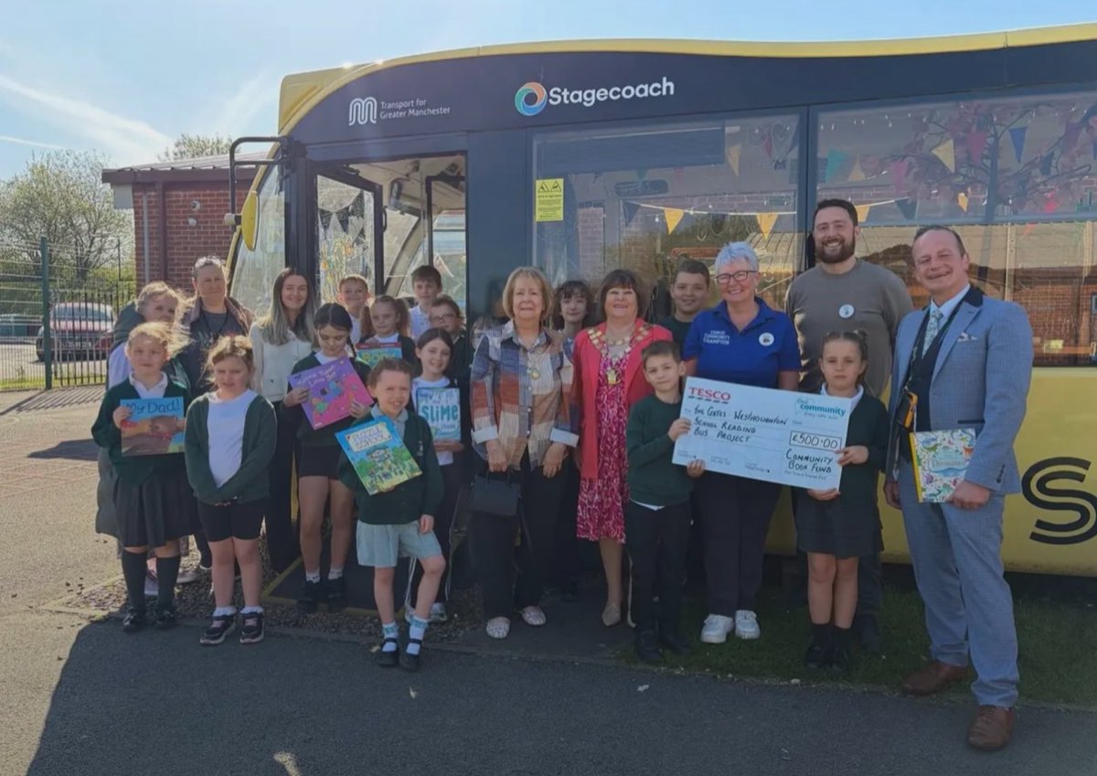 TheGatesReading's tweet photo. An amazing day for our school today as the Mayor of Westhoughton opened up our reading bus. Thank you to all the people that have helped to make this happen. We hope that children and families enjoy utilising our bus and that it promotes a love for reading. #TheGatesReading https://t.co/ckUiOa0AFw