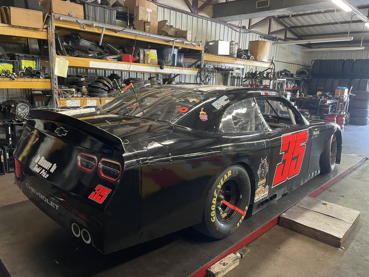 dawsoncram41's tweet photo. Let’s go race in Texas! Happy to have @jont66 and @FortWorthScreen on board! https://t.co/LLLjVhQdJB