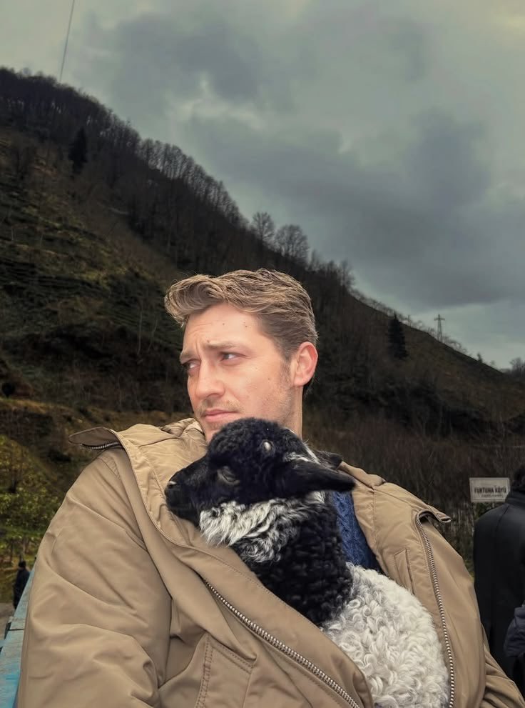 rawen -zrelli tweet media